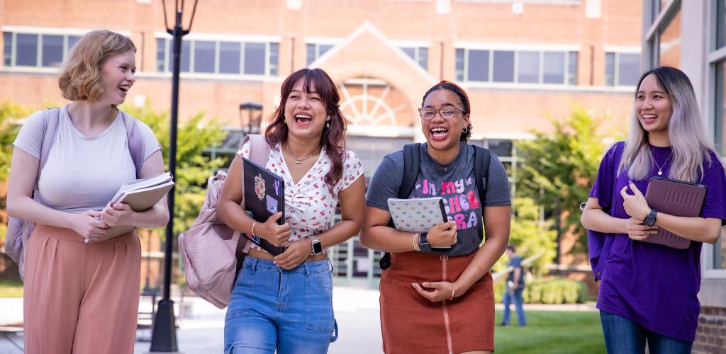 Image of students walking on the quad