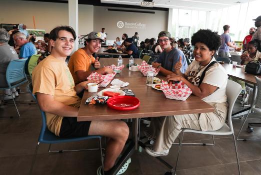 RCBC students in the SSC cafeteria