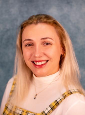 Lana Valente Headshot